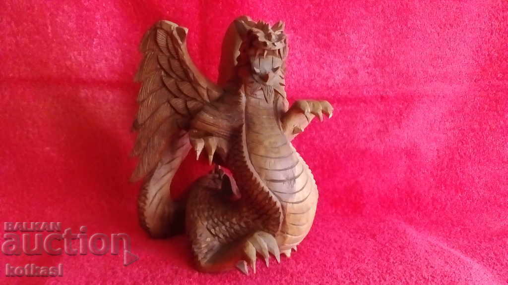 Δημοπρασία Παλιά φιγούρα σκαλίσματος δράκων Δημοπρασία Παλιά φιγούρα σκαλίσματος δράκων