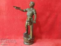 Veche figură din metal a unui tsam din aliaj de aluminiu de 36 cm