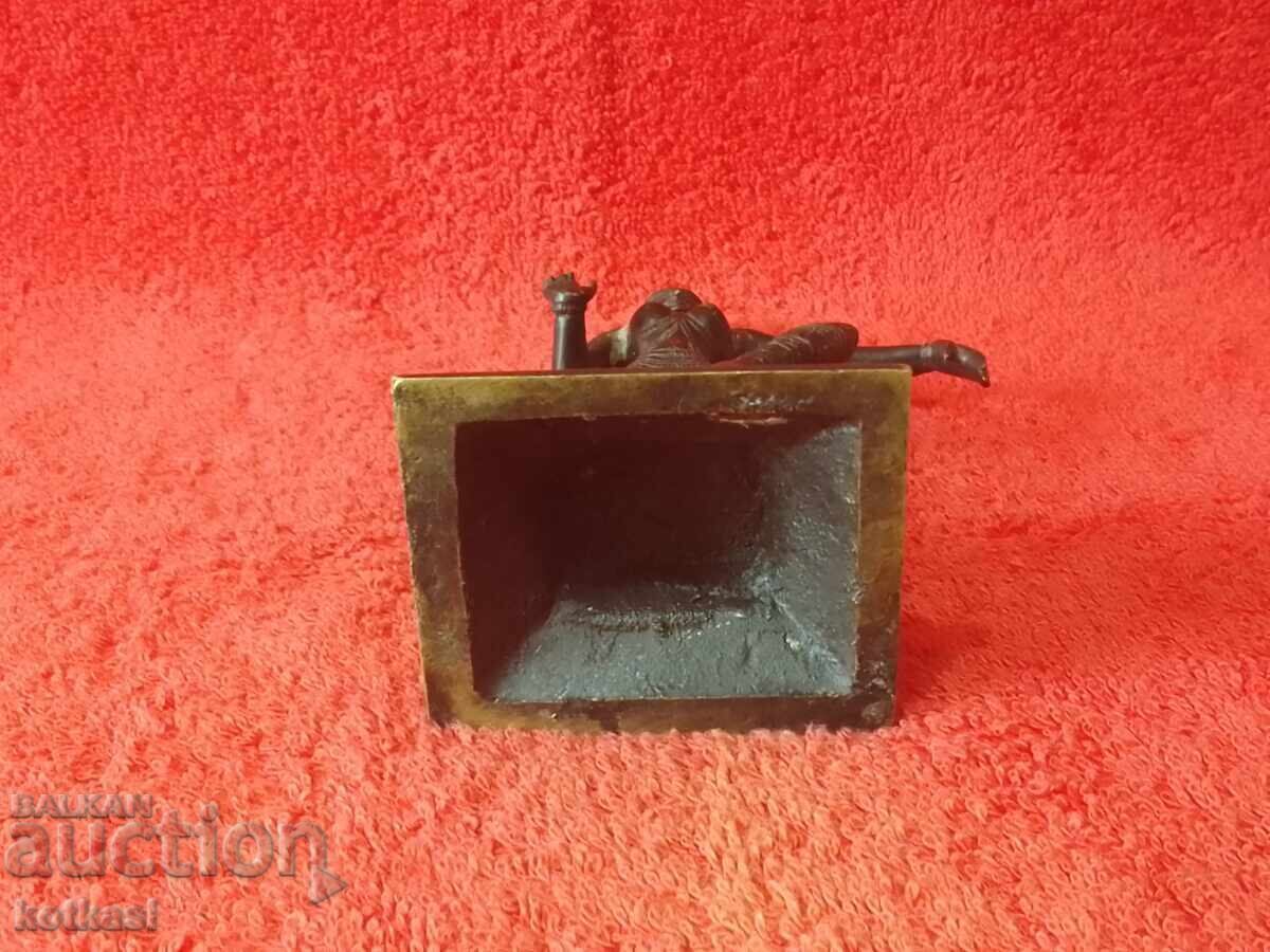 Old Bronze Figure of the Goddess Parvati Dancing Woman - 7 Old Bronze Figure of the Goddess Parvati Dancing Woman - 7