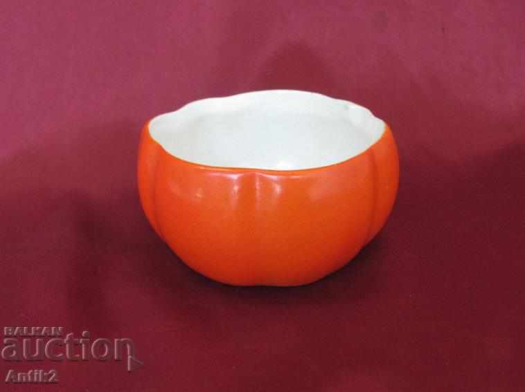 Auction Old Porcelain Cup marked and embroidered tablecloth Auction Old Porcelain Cup marked and embroidered tablecloth