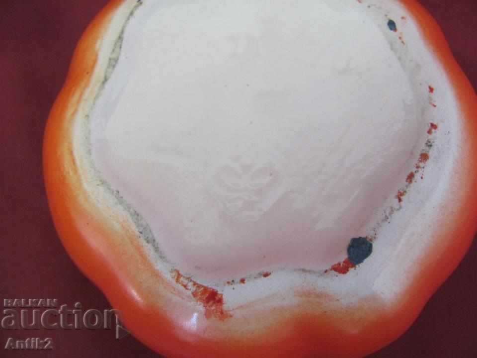 Old Porcelain Cup marked and embroidered tablecloth - 6 Old Porcelain Cup marked and embroidered tablecloth - 6