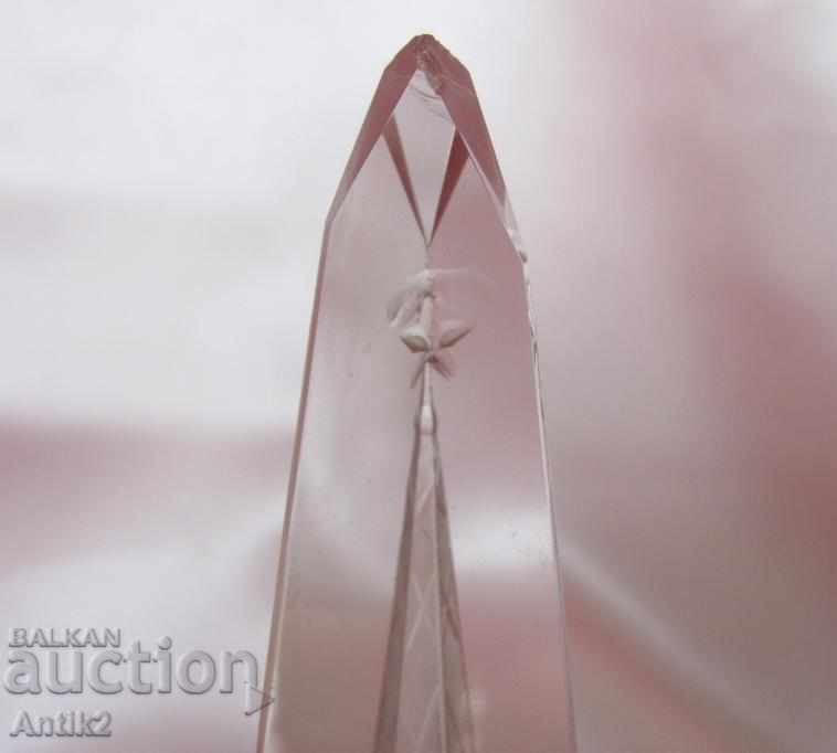 Delivery of Old Crystal Glass Souvenir Kremlin Moscow Delivery of Old Crystal Glass Souvenir Kremlin Moscow