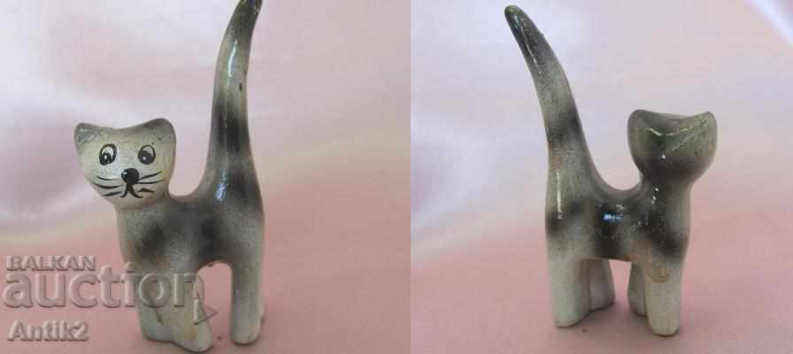 Old Porcelain Mini Figurines 3 Pieces - 7 Old Porcelain Mini Figurines 3 Pieces - 7