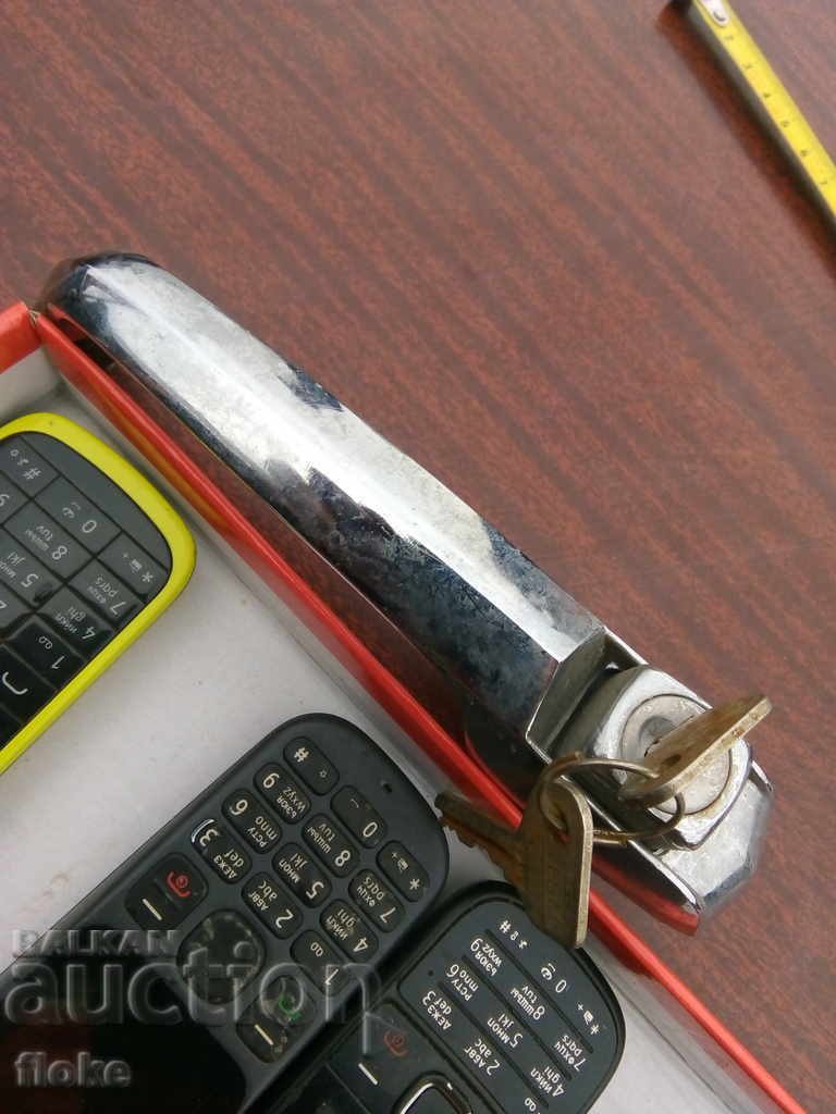 Delivery of Car door handles Delivery of Car door handles