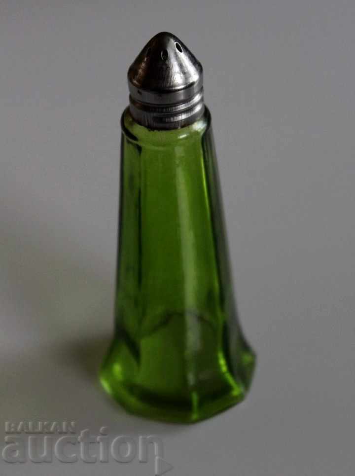 Delivery of 120-YEAR-OLD GLASS SALT SPRAY TRAY SALT PEPPER Delivery of 120-YEAR-OLD GLASS SALT SPRAY TRAY SALT PEPPER