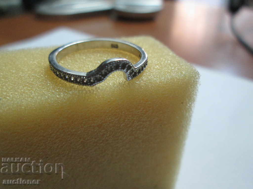 Auction SILVER LADY RING Auction SILVER LADY RING