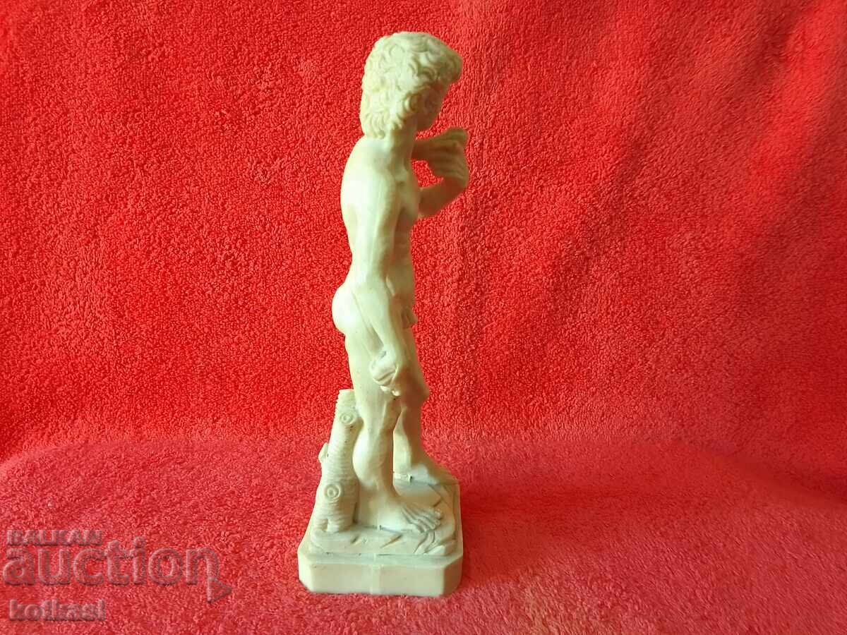 Auction Figure Sculpture of David DAVID Italy marked Auction Figure Sculpture of David DAVID Italy marked