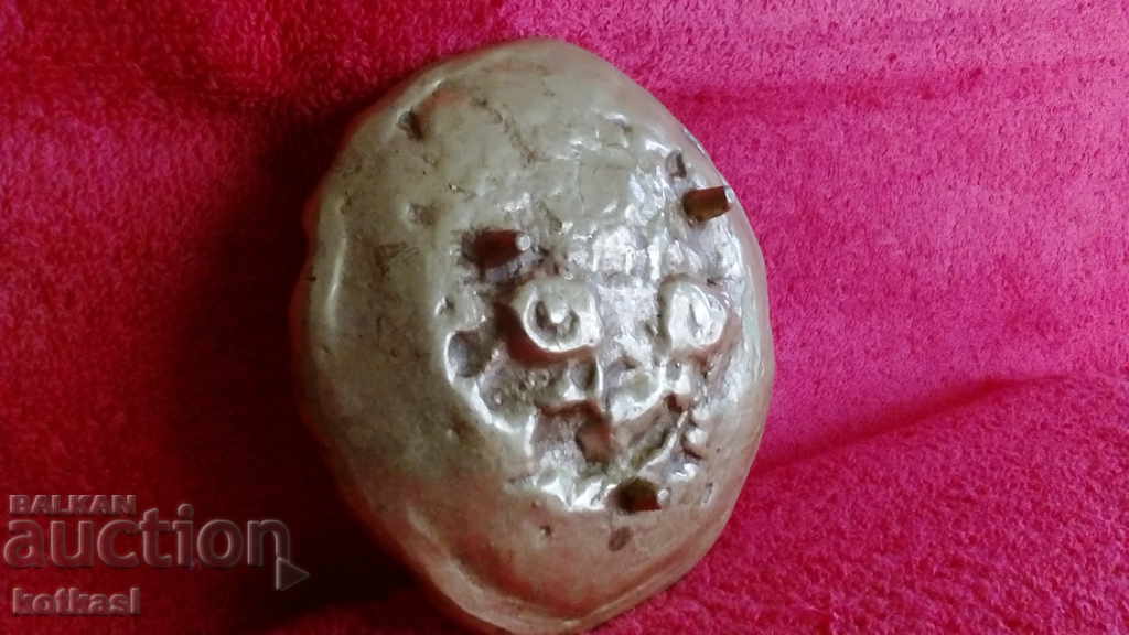 Old metal bronze pano plate Cat - 6 Old metal bronze pano plate Cat - 6