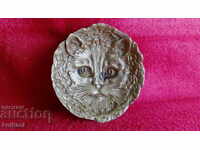 Placă panou metal veche din bronz Cat