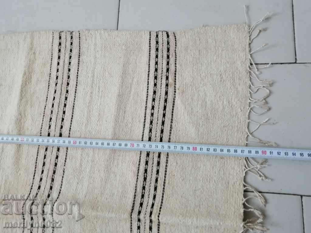 Licitație Lenjerie de pat din cânepă primitivă pentru peste 130 de ani Licitație Lenjerie de pat din cânepă primitivă pentru peste 130 de ani