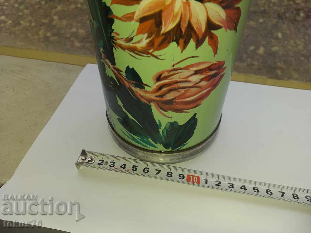 THERMOS - 6 THERMOS - 6