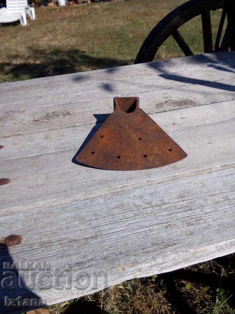 Αρχαία τσάπες, prashulche με τιμή 16.00 BGN | € 8.18 Αρχαία τσάπες, prashulche με τιμή 16.00 BGN | € 8.18