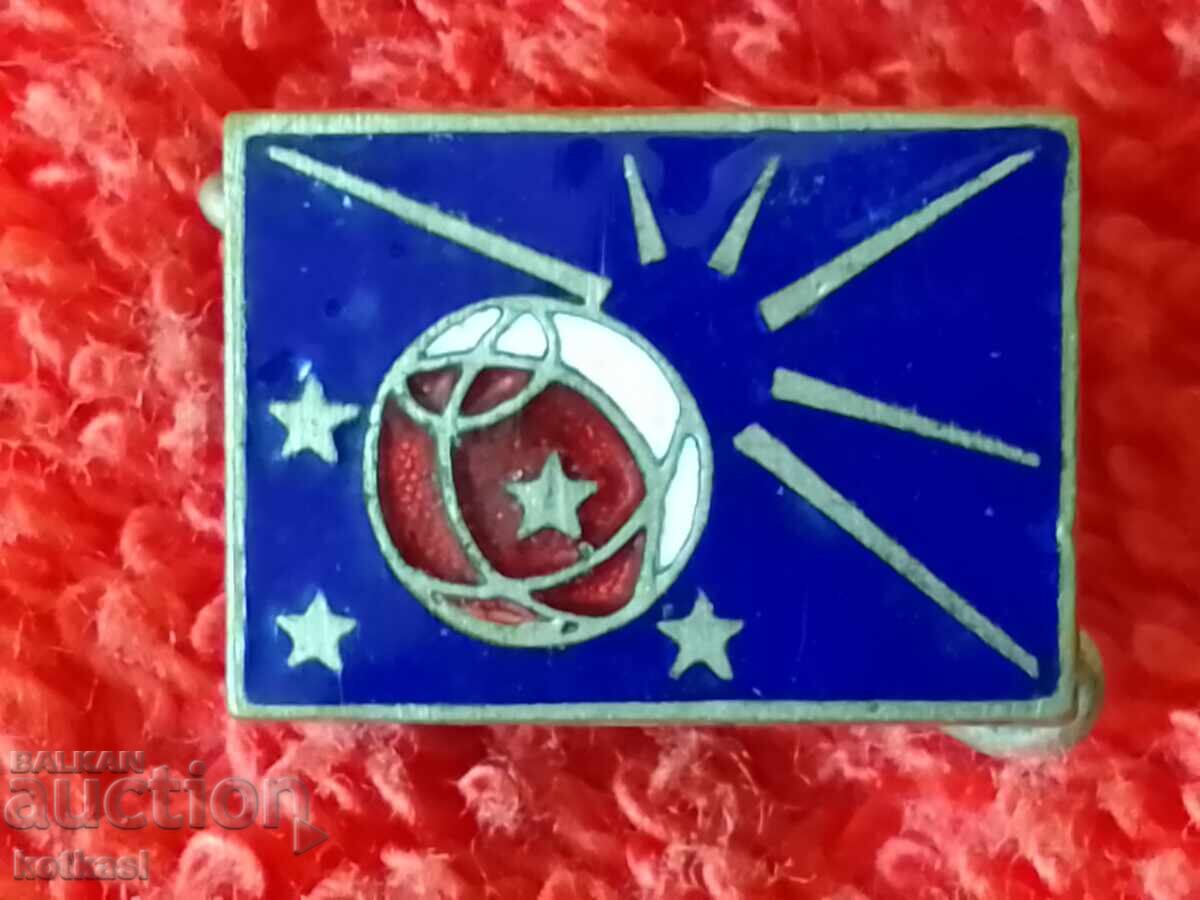 old marked badge enamel space aviation France - 5 old marked badge enamel space aviation France - 5