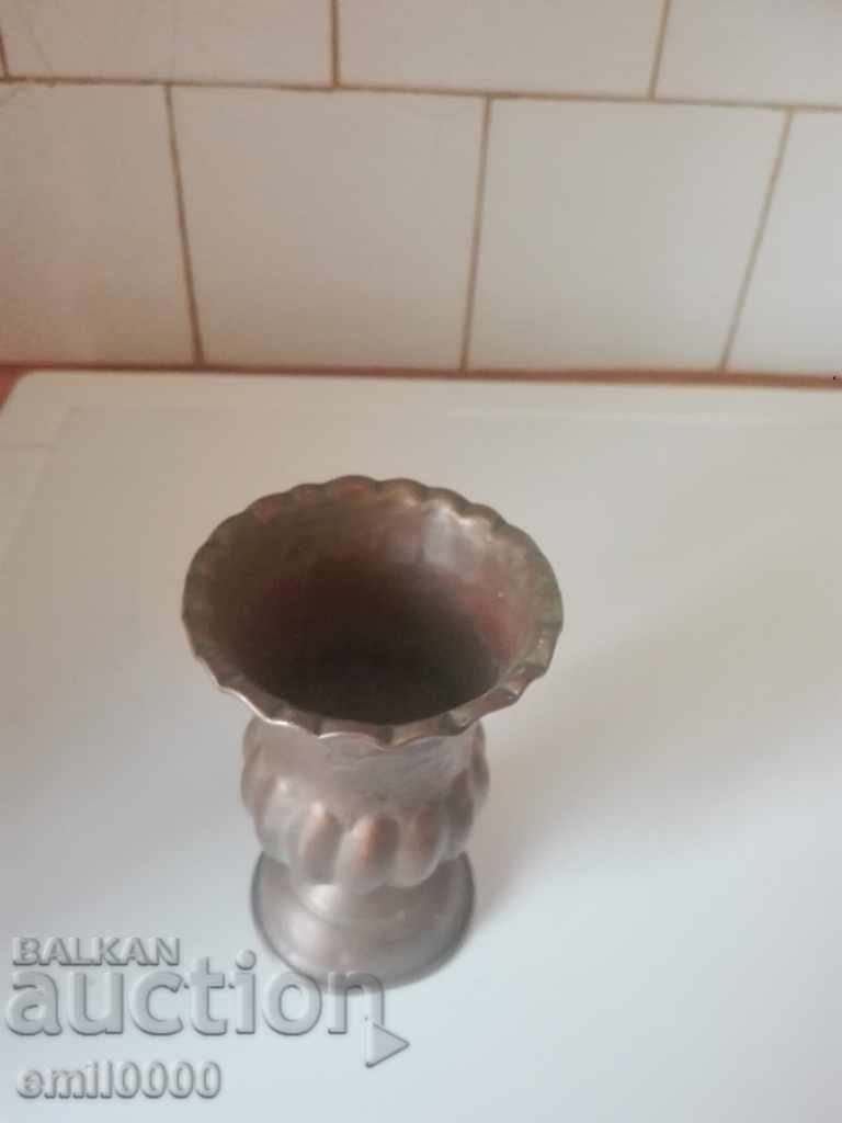 Όμορφο αγγείο χαλκού. με τιμή 14.99 BGN | € 7.66 Όμορφο αγγείο χαλκού. με τιμή 14.99 BGN | € 7.66