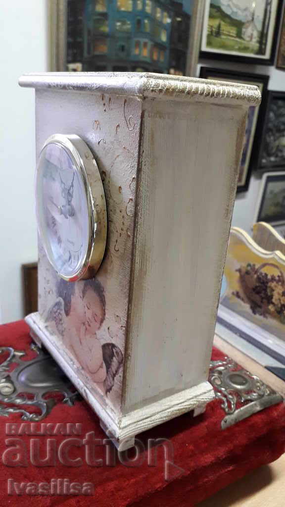 CASH CLOCK with price 20.00 BGN | € 10.23