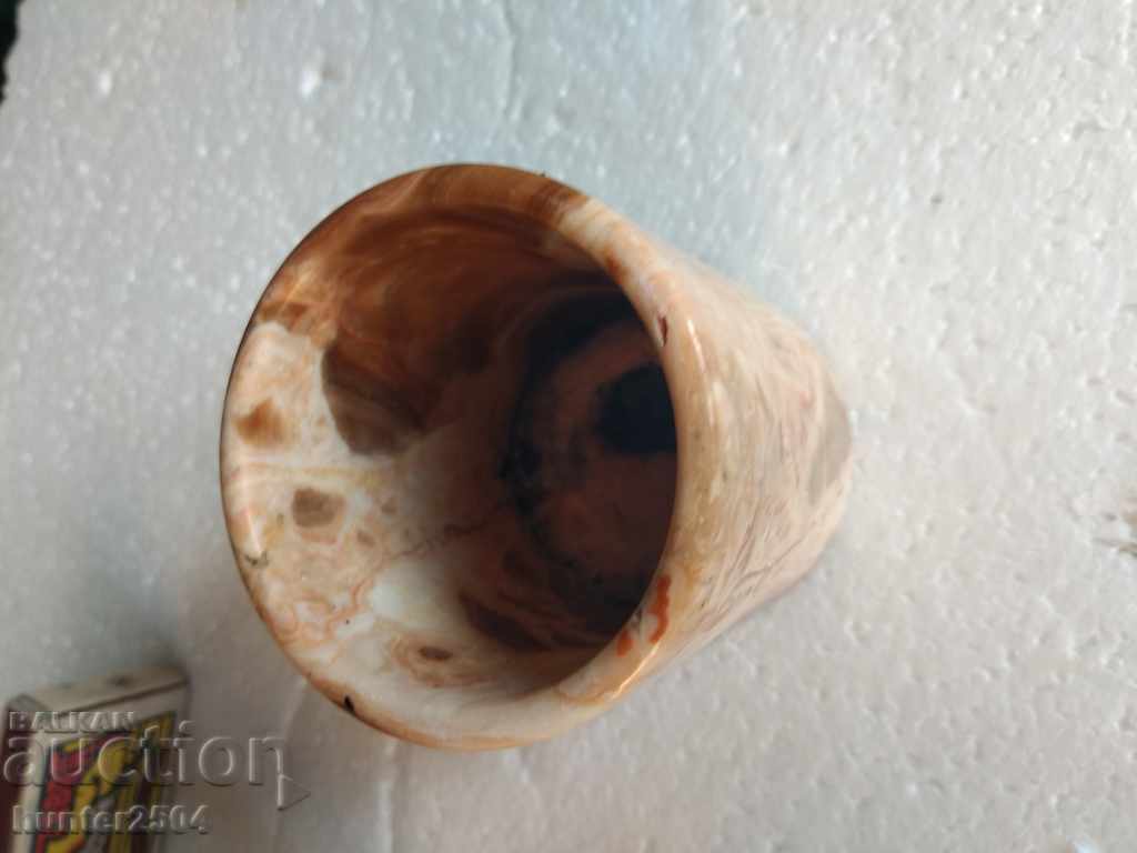 Δημοπρασία Τασάκι και τσιγάρο από ONIX / sardonyx; / Δημοπρασία Τασάκι και τσιγάρο από ONIX / sardonyx; /