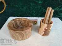 Σταχτοδοχείο και δοχείο για τσιγάρα από ΟΝΥΧΑ/σαρδόνυξ; (EUR)