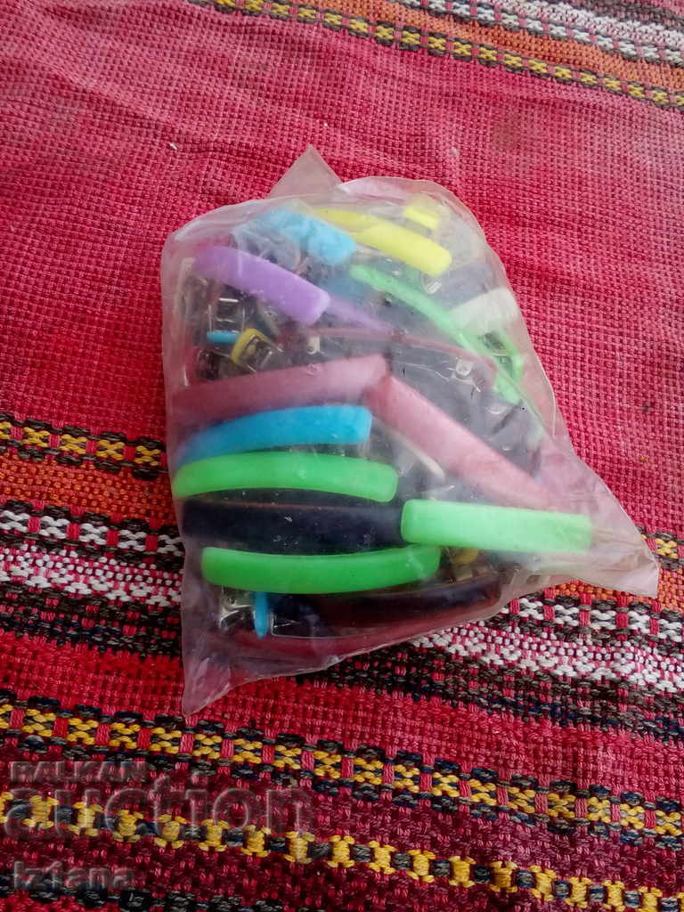 Auction Old hair, hair curlers Auction Old hair, hair curlers