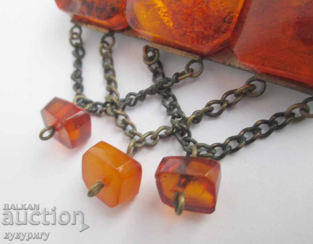 Auction Old lady's amber brooch natural amber Auction Old lady's amber brooch natural amber