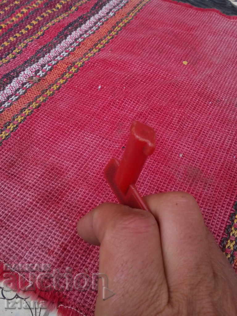 Auction Old winding key Auction Old winding key