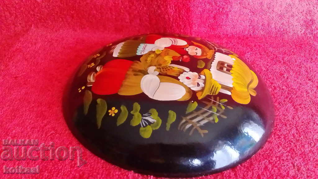 Old drawing on lid - 6 Old drawing on lid - 6