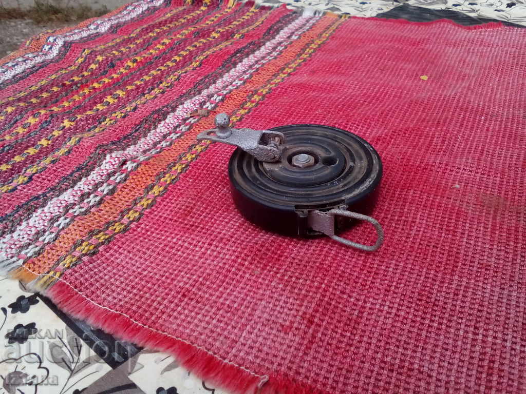 Old roulette with price 35.00 BGN | € 17.90 Old roulette with price 35.00 BGN | € 17.90