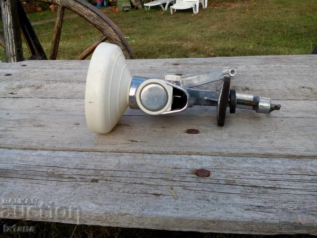 Old tomato grinder, mill with price 60.00 BGN | € 30.68 Old tomato grinder, mill with price 60.00 BGN | € 30.68