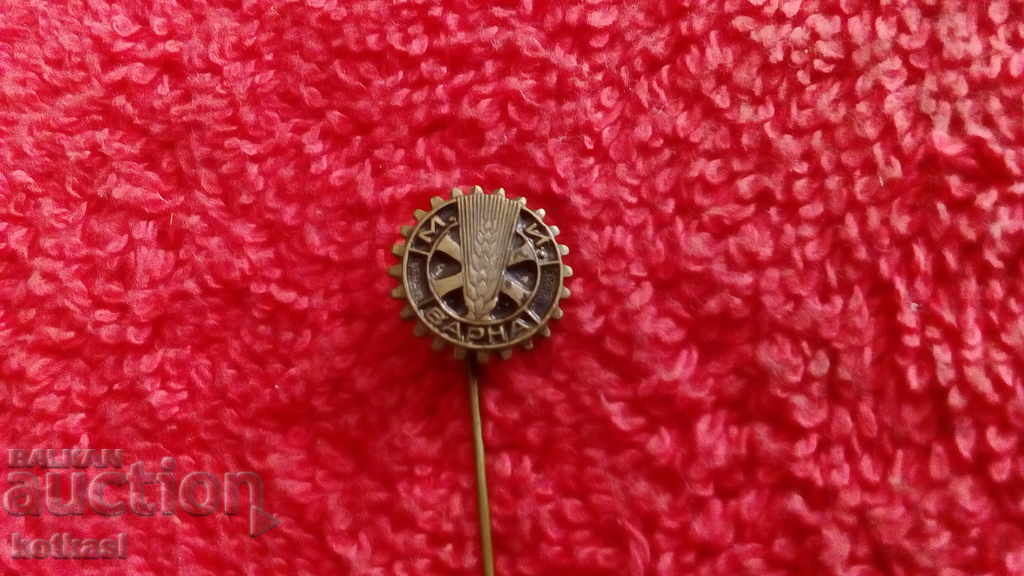 Auction Old Royal Badge Bronze Pin M AND VARNA excellent Auction Old Royal Badge Bronze Pin M AND VARNA excellent
