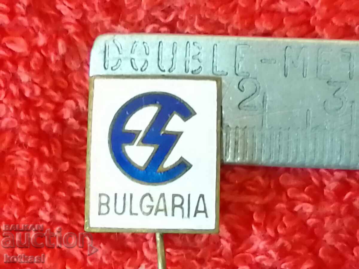 Old social badge bronze pin enamel elprom BUIGARIA excellent