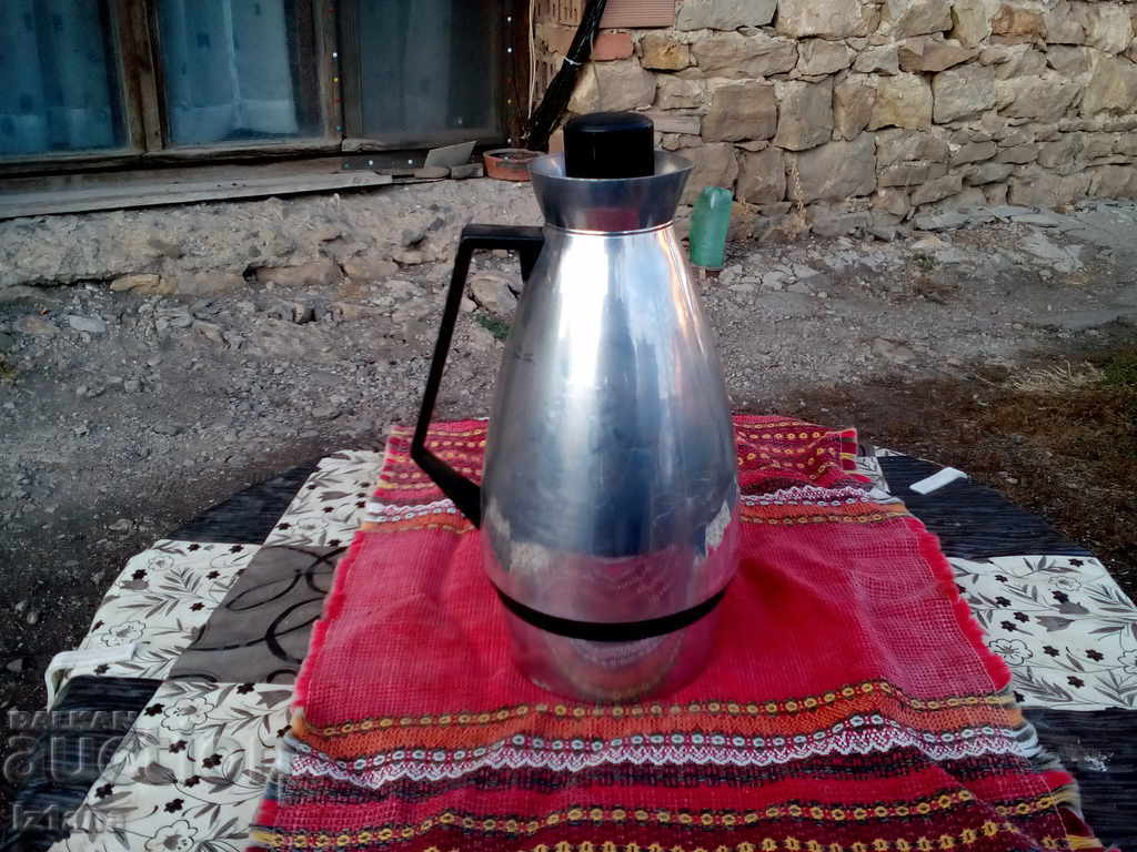 Δημοπρασία Ένα παλιό θερμοστοιχείο, ένα θερμοστοιχείο Δημοπρασία Ένα παλιό θερμοστοιχείο, ένα θερμοστοιχείο