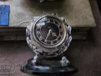 Σοβιετικό επιτραπέζιο ρολόι
