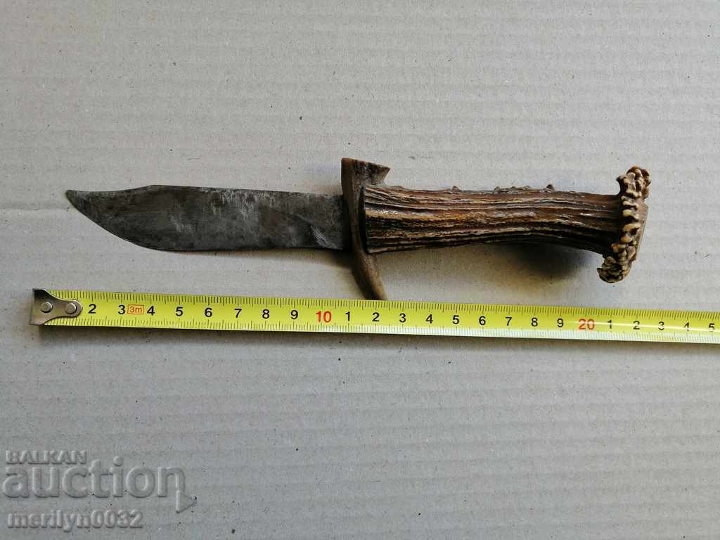 Delivery of Old hunting knife blade guard Delivery of Old hunting knife blade guard