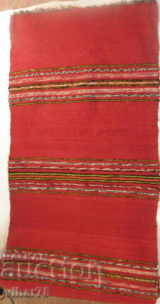 Delivery of An old long rug-path Delivery of An old long rug-path