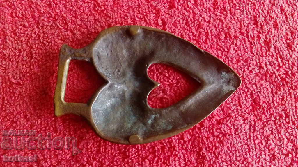 Доставка на Старо масивно бронзово пано украшение фигура Сърце Доставка на Старо масивно бронзово пано украшение фигура Сърце