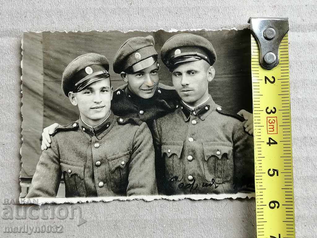 Delivery of Military photo photography portrait