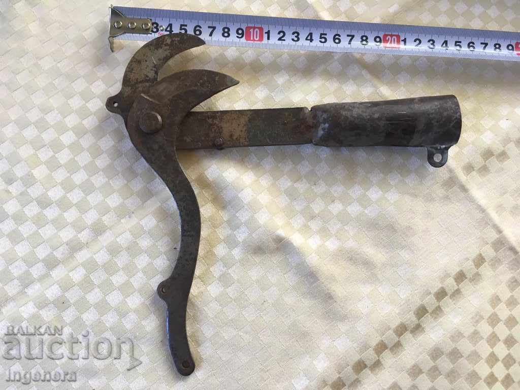 STAR FORGED CUTTING SCISSORS with price 19.00 BGN | € 9.71 STAR FORGED CUTTING SCISSORS with price 19.00 BGN | € 9.71