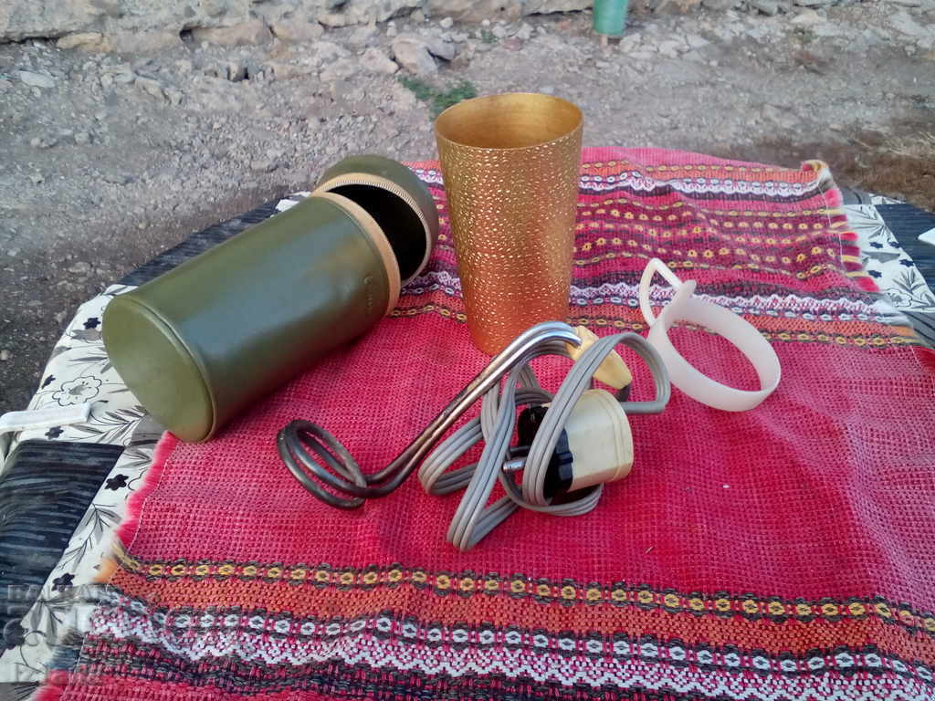 Auction Old chest, baker Auction Old chest, baker