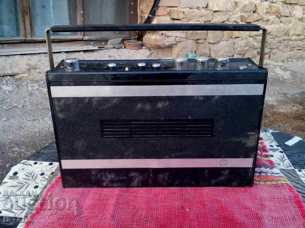 Auction Old radio, radio Veliko Turnovo 78 Auction Old radio, radio Veliko Turnovo 78