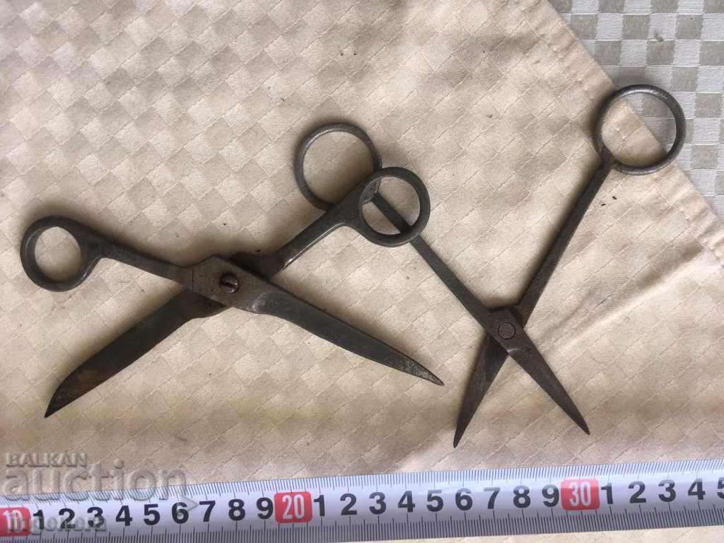 SCISSORS FOR COLLECTION OLD MODEL-2 PCS - 5 SCISSORS FOR COLLECTION OLD MODEL-2 PCS - 5