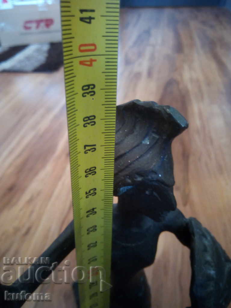 Bronze sculpture with price 194.99 BGN | € 99.70 Bronze sculpture with price 194.99 BGN | € 99.70
