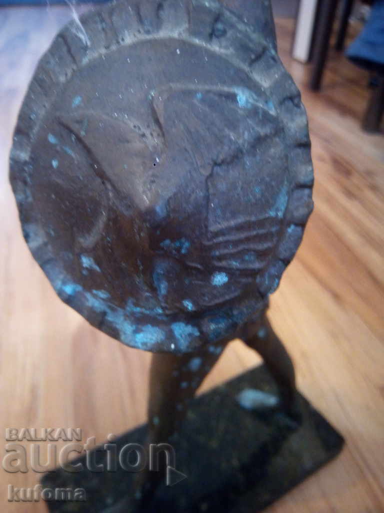 Delivery of Bronze sculpture Delivery of Bronze sculpture