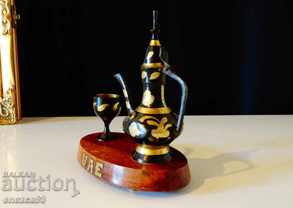 Χάλκινο μελανοδοχείο, Βρετανική Ινδία, επίχρυσος. με τιμή 16.00 BGN | € 8.18 Χάλκινο μελανοδοχείο, Βρετανική Ινδία, επίχρυσος. με τιμή 16.00 BGN | € 8.18