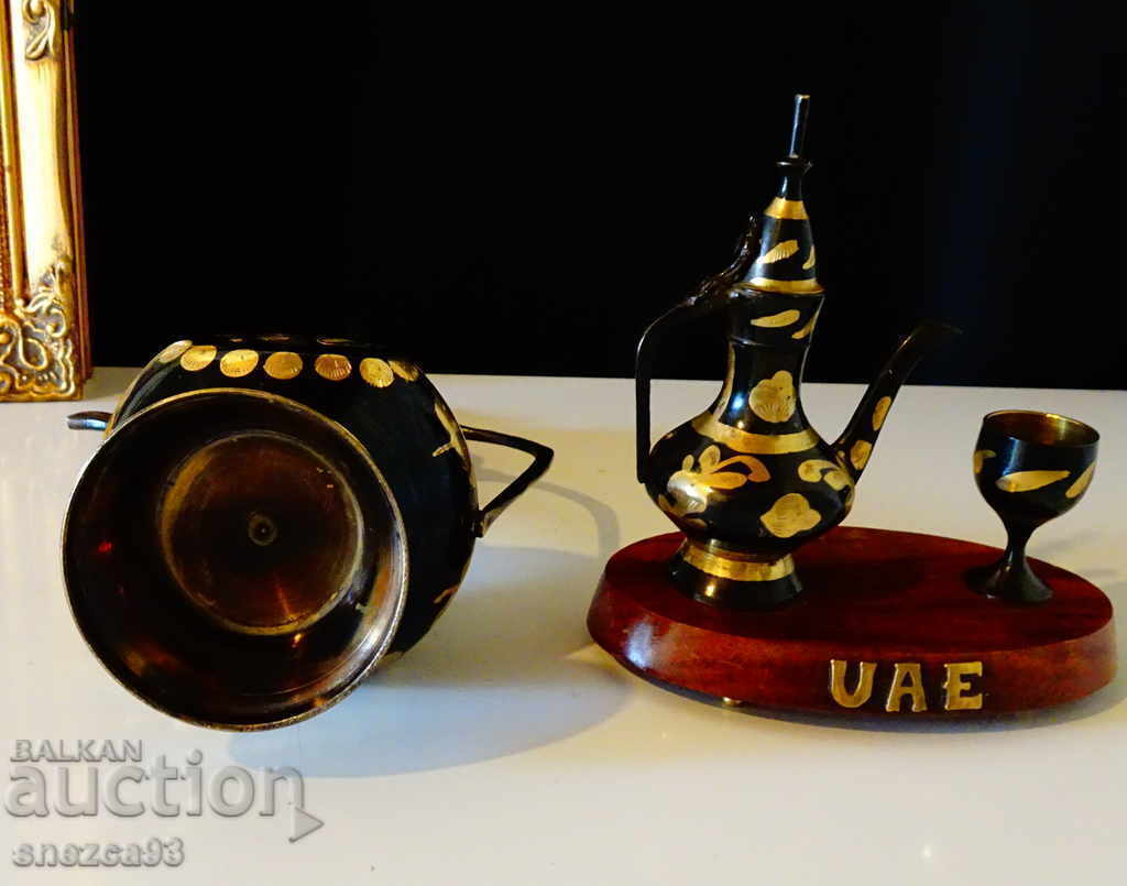 Urcior de bronz, aurire. - 7 Urcior de bronz, aurire. - 7