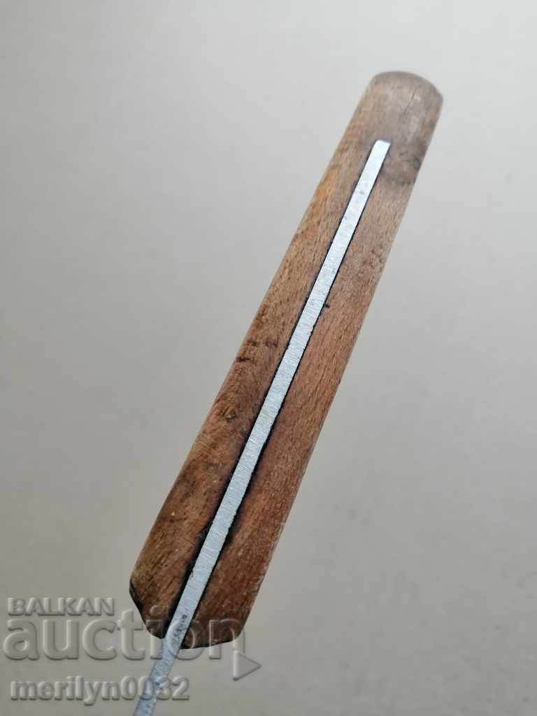 An old kitchen knife - 6