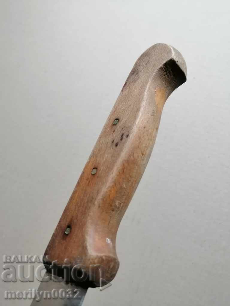 An old kitchen knife - 7