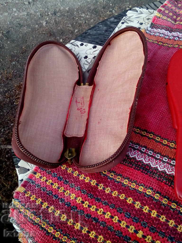 Papuci vechi, papuci - 6