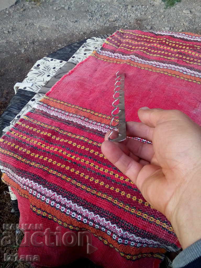 Delivery of Old cutlery hanger Delivery of Old cutlery hanger