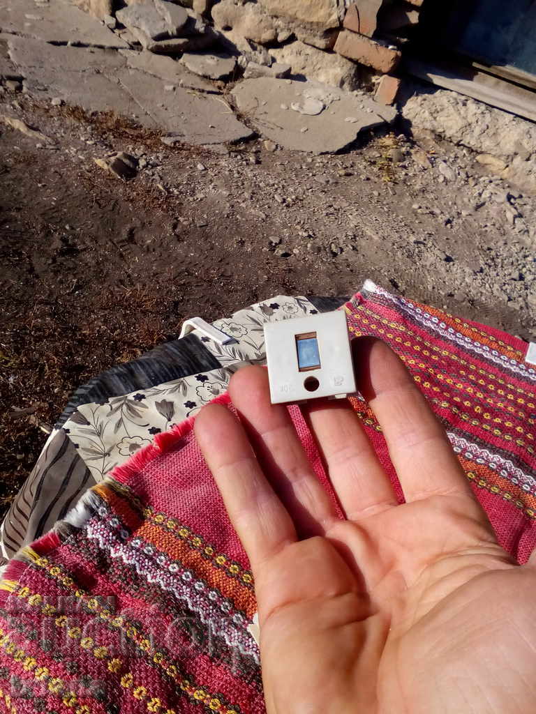 Old plastic laundry clips - 5 Old plastic laundry clips - 5