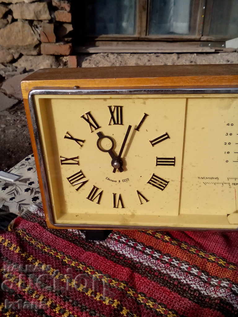 Clock MAYAK with price 45.00 BGN | € 23.01 Clock MAYAK with price 45.00 BGN | € 23.01