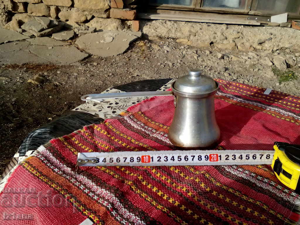 Δημοπρασία Παλιά πίδακα αλουμινίου Δημοπρασία Παλιά πίδακα αλουμινίου